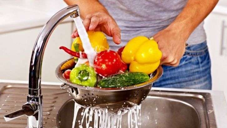 Ποια είναι η καταλληλότερη μέθοδος για το πλύσιμο των λαχανικών μας;